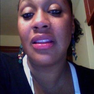 Meet your Posher, Ravin